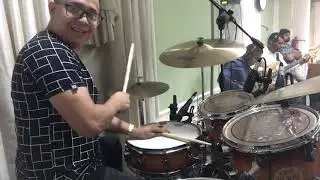 Tua Presença/ Paulo Neto / Edi Shao (Drum cover)