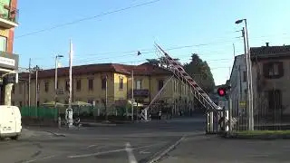 Passaggio a livello di via Monte Sabotino - Palazzolo Milanese (MI) / Level Crossing / Planovergang