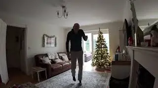 My legs don&rsquo;t work on dancefloors
