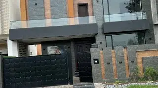 City housing Sialkot 10 Marla feasing park house for sale wahtspap contact 03066458716