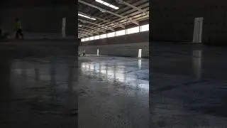 Finition : dallage industriel. Projet de construction d'un hangar#m&eacute;tallique#charpente #structure