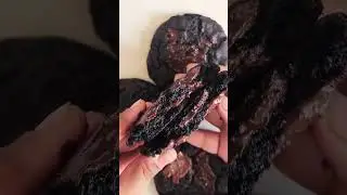Jet Black Chocolate Chip Cookies #cookies #black