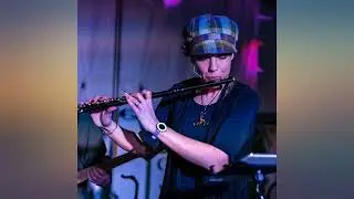 Glory Closed Hole C Flute With Case, Tuning Rod and Cloth,Joint Grease and Gloves revieww