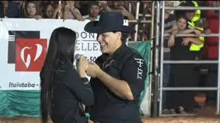 Pedido de casamento na expopec de ituiutaba mg , Marcos Brasil filho  , momento - Jr produções.