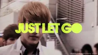 EXO [FANMADE]  K   R    I   S   Y   E   O   L