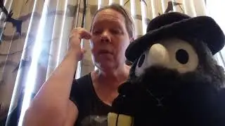 MY PLAGUE DOCTOR SQUISHABLE UNWRAPPING!!