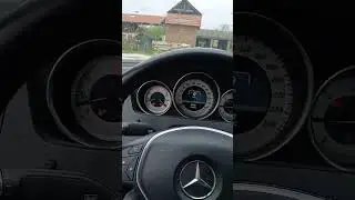 Mercedes C220 CDI OM651 startup sound (cold diesel start)