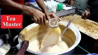 FASTEST WORKERS: Makes Tasty Tea Quickly Superman Is Here Selling Milk Tea, 500 Cup Finish an Our