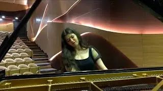 Narmin Najafli plays Gara Garayev Waltz from 
