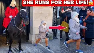 😱UNBELIEVABLE! Tourist RUNS after King&rsquo;s Guard SHOUTS for Crossing Boundaries
