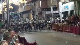 Escuadra de los salvajes Villena, Espectacular