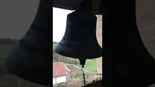 Campanada de la Basilisa en la torre campanario de Quintanilla de Valdegov&iacute;a