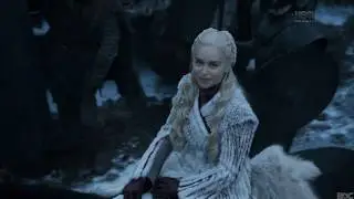 Game of Thrones S08E01Queen Daenery's  arrives in Winterfell