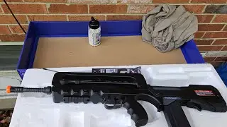 Target practice with the FAMAS airsoft rifle