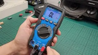 PeakTech P 1041 TrueRMS digital multimeter 4000 Counts and Auto Range - great for electricians!