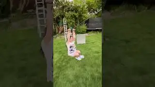 I build a zipline in our garden 🎉😃 #jonathanjoly #daughter #shorts
