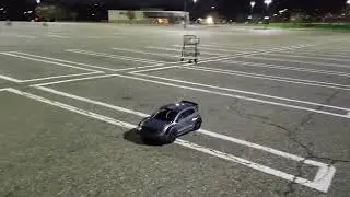 Rovan RF5B ripping in mall parking lot