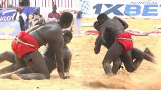Lakam bat tr&egrave;s difficilement Gouye Gui 3 - Journ&eacute;e gaston prod