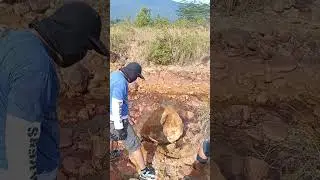 Finding gold under big stone |  #goldhunter #metaldetector  #treasurehunter