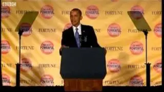 Obama's Presidential Seal Falls From Lectern! So funnY!