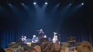 JURASSIC PARK THEME SONG - John Williams 