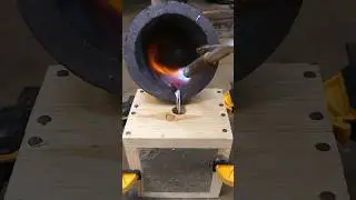 I casted Pikachu #casting #forging #melting #pikachu #pokemon #satisfying
