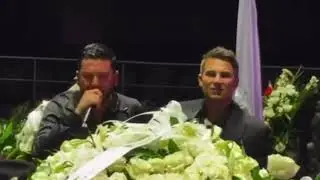 🥹 ENTRE L&Aacute;GRIMAS 🖤 El Flaco le canta a Yeison Jim&eacute;nez en su funeral en Colombia junto a Pipe Bueno