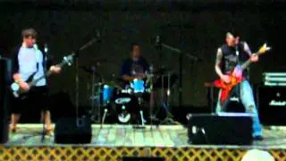 Bury Me Memories - Something In the Way / Heart Shaped Box (cover) 9.10.11