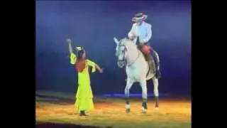 Caballo bailando sevillanas Soñando con el Rocio by Antonio Daza y Carmen Dominguez
