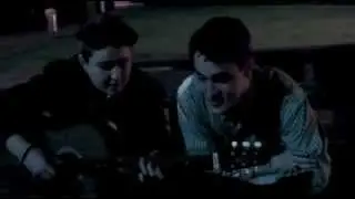 Amazing Drunk Singer On The Street (Logan Afyouni)