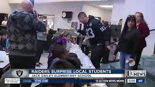 Raider surprise Las Vegas elementary school students