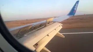 هبوط فلاي دبي في مطار ينبع