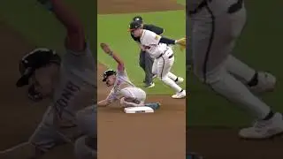 Drake Baldwin had himself a night after being announced NL Rookie of the Month