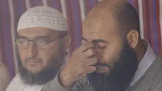 بكى حبا لكم ياشباب؟!!!