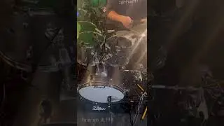 #Pearldrums#Zildjiancymbals#Remo drumheads#PEARLDEOMONDRIVE PEDALS