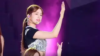 아이브 안유진  IVE YUJIN  - ELEVEN (일레븐) 4K 60p 직캠 / fancam  @ 220618 드림콘서트 by Plumia2