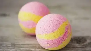 Pina Colada Bath Bomb Kit