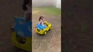 Naya lagi main mobil 2x