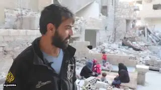 Syrians flee camps and return to destroyed homes in Idlib