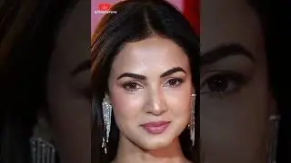 Sonal Chauhan Face Closeup | Bollywood Actress Lips Closeup | Beautiful Actress  Vertical Videos