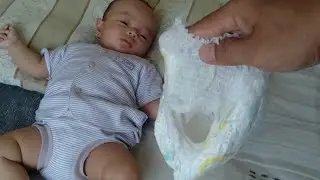 Diapers celana kurang cocok untuk bayi baru lahir