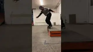 Simple kickflip 5050