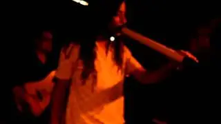 Beatbox Didgeridoo in caf&eacute; Alto (Eyesful)