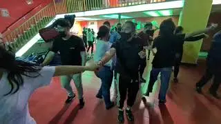 Clase alumnos principiantes Bachata REAL Agr&iacute;cola Oriental