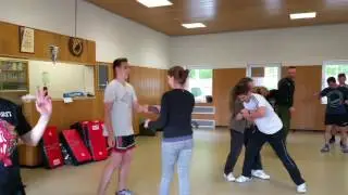 Selbstschutz / Selbstverteidigung Red Zone Threat Management - Seminar 14.-15.05.2016 - Video 26