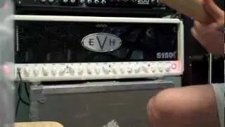 Jason Hook jamming on his EVH 5150III