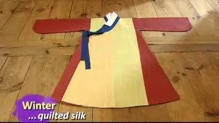 the traditional Korean dress 