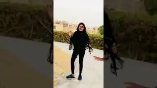 Skating Backward Stunts😱Girls React😳#skating #sameerskater #shorts #freestyle #tiktok #sk8 #2022