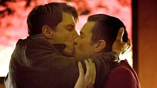 John Barrowman describes kissing James Marsters SLC Comic Con