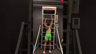 Laddermill Chinup Machine #ironmanmachines #ironfarmminecraft #youtubeshorts #motivation #mrolympia